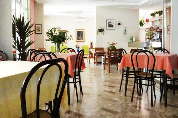Hotel Brezza Ріміні Екстер'єр фото